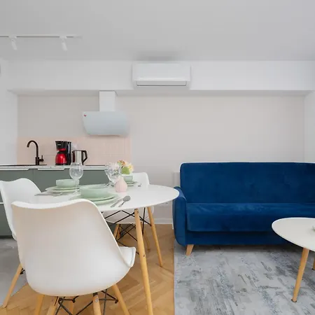 Daire Salezego With Balcony Near Pge Narodowy By Renters *