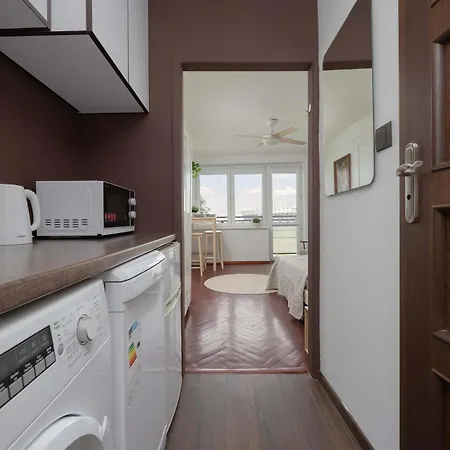 Salezego With Balcony Near Pge Narodowy By Renters 아파트 바르샤바