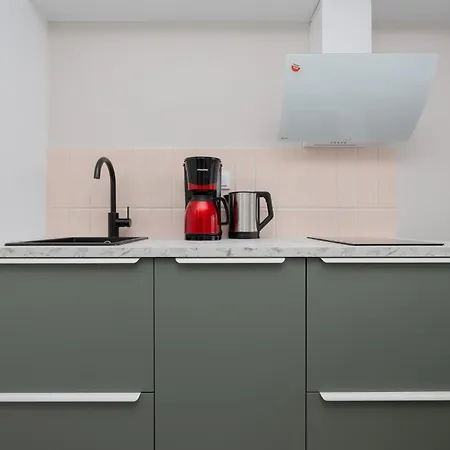 Salezego With Balcony Near Pge Narodowy By Renters 아파트 *