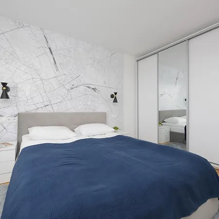 Salezego With Balcony Near Pge Narodowy By Renters Appartement